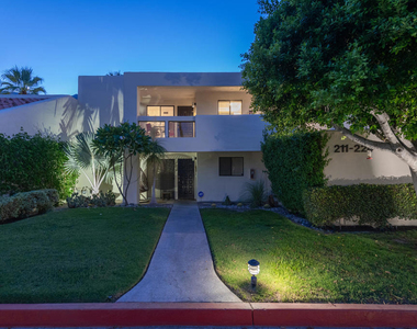 255 E Avenida Granada - Photo Thumbnail 36