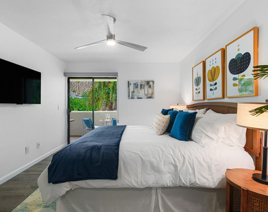 255 E Avenida Granada - Photo Thumbnail 13
