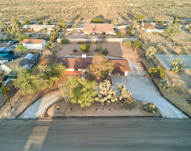 8395 Keats Avenue - Photo Thumbnail 2