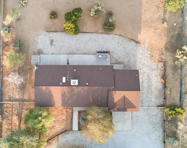 8395 Keats Avenue - Photo Thumbnail 3