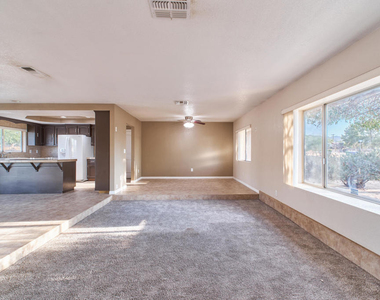 8395 Keats Avenue - Photo Thumbnail 8