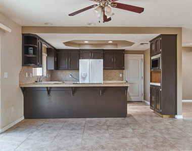 8395 Keats Avenue - Photo Thumbnail 15