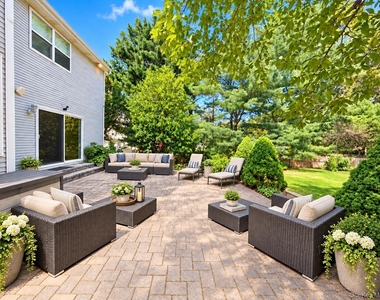 65 Mayfair Road - Photo Thumbnail 37