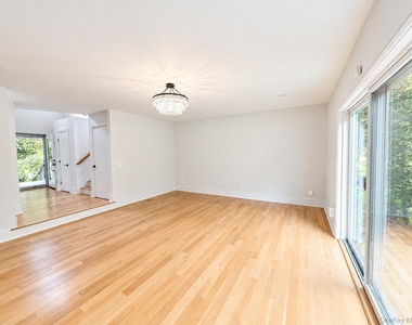65 Mayfair Road - Photo Thumbnail 16