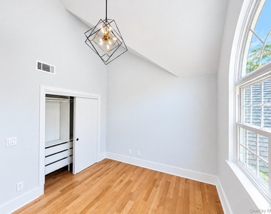65 Mayfair Road - Photo Thumbnail 27