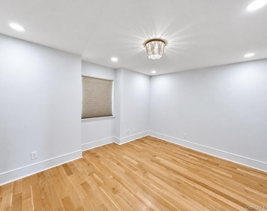 65 Mayfair Road - Photo Thumbnail 28