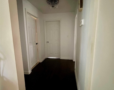 275 4th Avenue - Photo Thumbnail 7