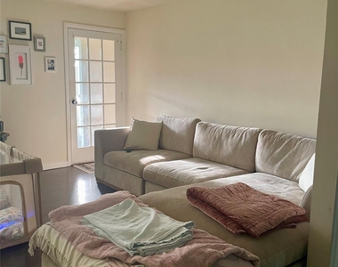 275 4th Avenue - Photo Thumbnail 5