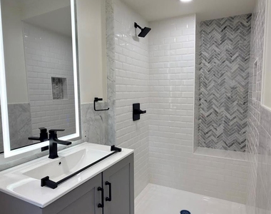 19 Bunkerhill Drive - Photo Thumbnail 14