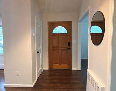 19 Bunkerhill Drive - Photo Thumbnail 1