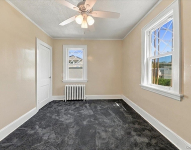 448 Fourth Avenue - Photo Thumbnail 9