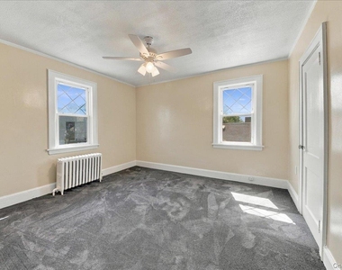 448 Fourth Avenue - Photo Thumbnail 8