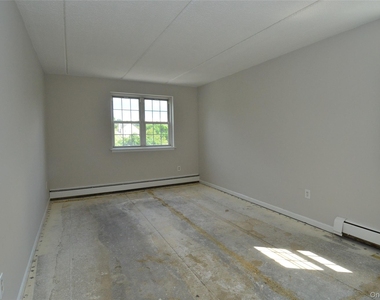 1 Consulate Drive - Photo Thumbnail 12