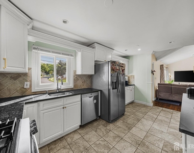 56 Rieder Road - Photo Thumbnail 7