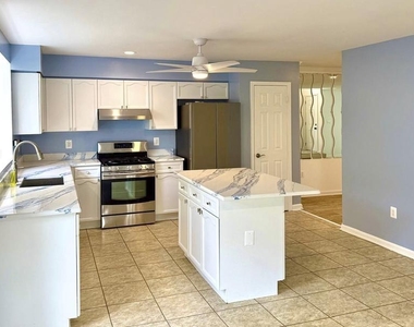 21780 Canfield Terrace - Photo Thumbnail 8