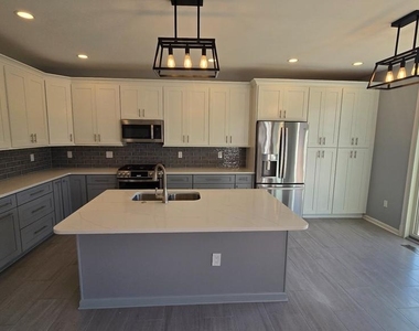 43975 Lords Valley Terrace - Photo Thumbnail 9