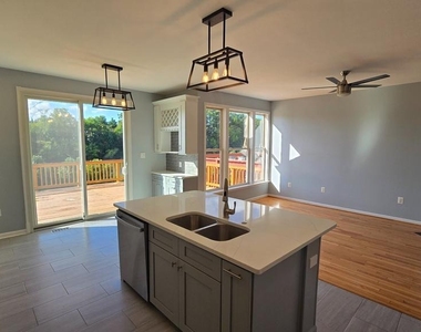 43975 Lords Valley Terrace - Photo Thumbnail 10