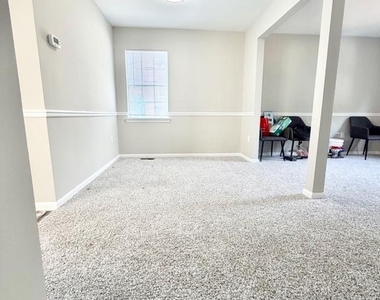 5941 Heritage Drive - Photo Thumbnail 7