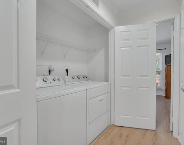 1516 N Point Drive - Photo Thumbnail 23