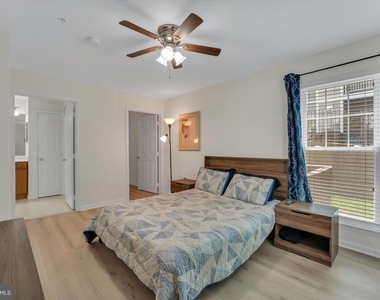 1516 N Point Drive - Photo Thumbnail 30