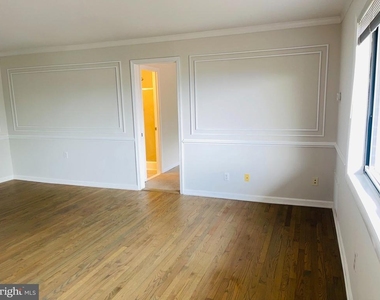 6431 Richmond Highway - Photo Thumbnail 5