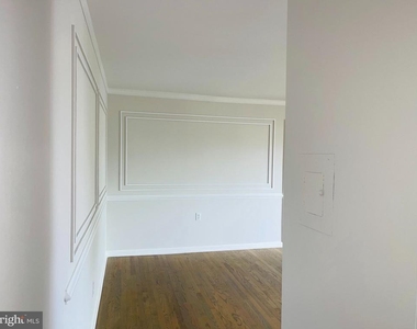 6431 Richmond Highway - Photo Thumbnail 7