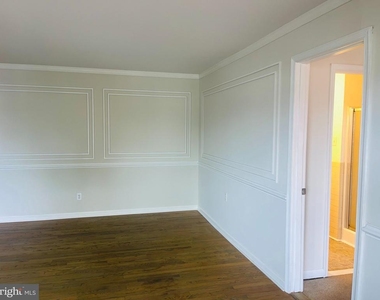 6431 Richmond Highway - Photo Thumbnail 8