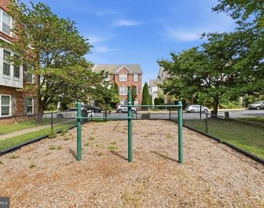13318 Summer Garden Walk - Photo Thumbnail 39