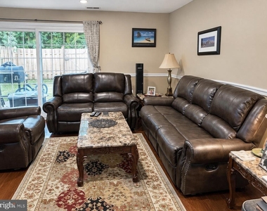 2190 Monaghan Drive - Photo Thumbnail 6