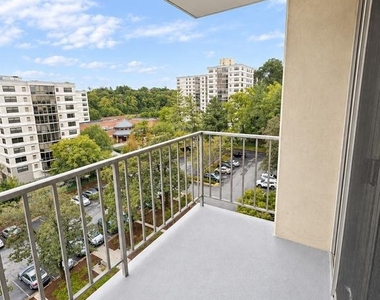 2059 Huntington Avenue - Photo Thumbnail 14
