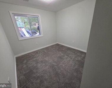 10316 Vineland Road - Photo Thumbnail 2