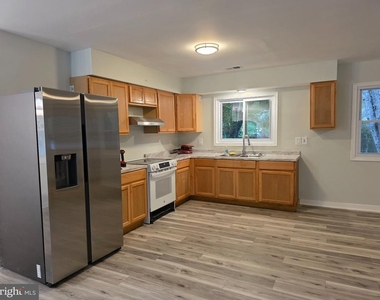 10316 Vineland Road - Photo Thumbnail 3