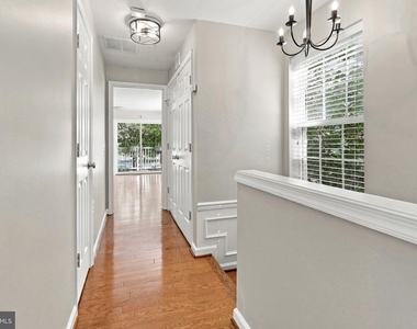 1401 Roundhouse Lane - Photo Thumbnail 13