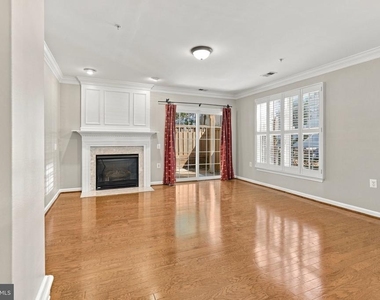 1401 Roundhouse Lane - Photo Thumbnail 9