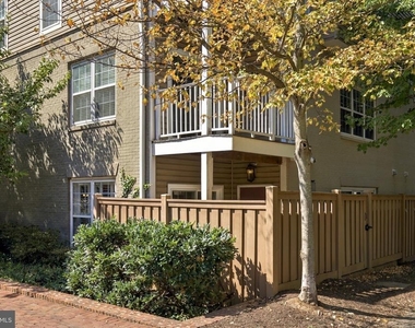 1401 Roundhouse Lane - Photo Thumbnail 25