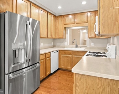 1401 Roundhouse Lane - Photo Thumbnail 3