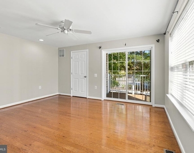 1401 Roundhouse Lane - Photo Thumbnail 14