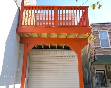 1558 N Randolph Street - Photo Thumbnail 10