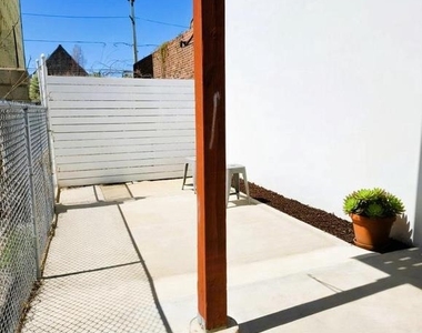 1558 N Randolph Street - Photo Thumbnail 9