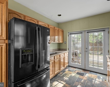 1932 E Arizona Street - Photo Thumbnail 13
