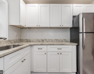 2217 Waterloo Street - Photo Thumbnail 11
