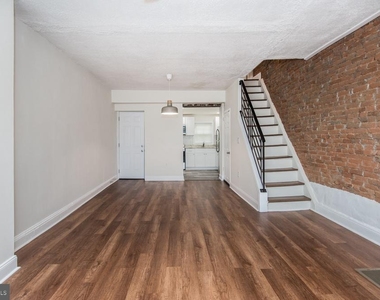 2217 Waterloo Street - Photo Thumbnail 3