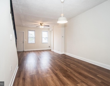 2217 Waterloo Street - Photo Thumbnail 8
