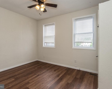 2217 Waterloo Street - Photo Thumbnail 23