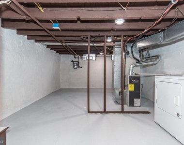 2217 Waterloo Street - Photo Thumbnail 28