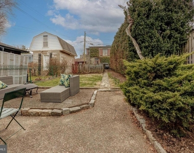 8130 Devon Street - Photo Thumbnail 12