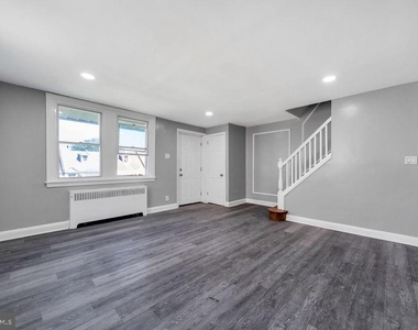 524 Wiltshire Road - Photo Thumbnail 3