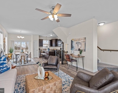 2050 Terrace View Lane - Photo Thumbnail 11