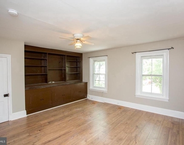 34 S Clinton Street - Photo Thumbnail 12