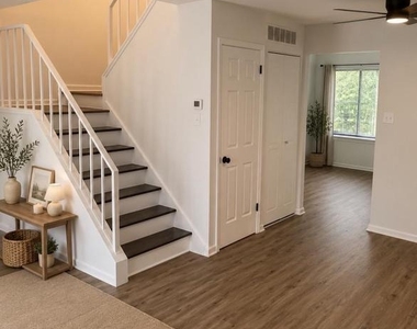 3230 Durham Place - Photo Thumbnail 6